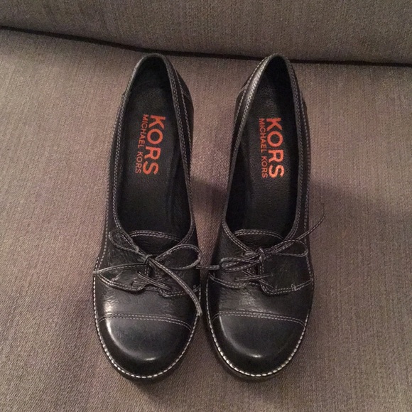 KORS Michael Kors Shoes - Michael Kors Oxford style heels, 6